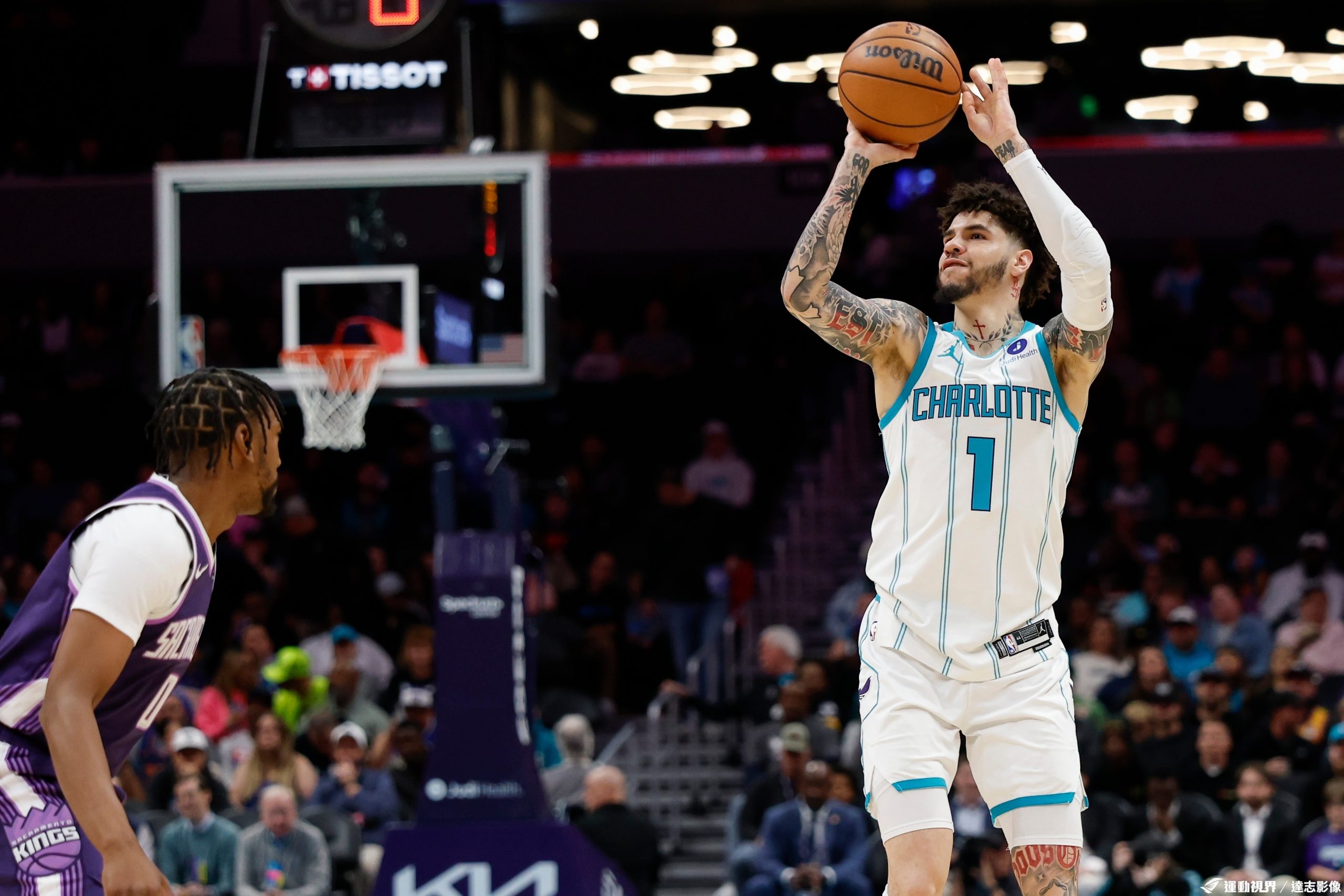 褪下華麗外衣的領袖：LaMelo Ball的真正蛻變與夏洛特復興之路